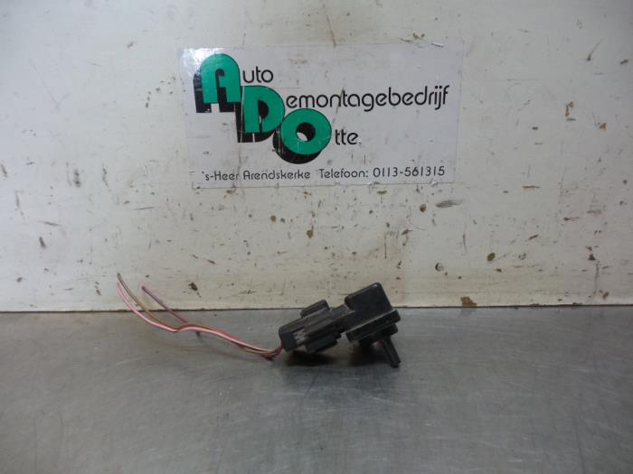 Begagnade MAP-sensor (insugsrör) Mazda Premacy 1.8 16V Pris € 25,00 Marginaltabell erbjuds av Autodemontagebedrijf Otte