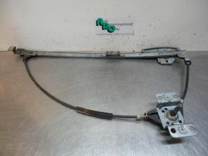 Used Window mechanism 4-door, front left Volkswagen Transporter/Caravelle T4 1.9 D,Caravelle Price € 25,00 Margin scheme offered by Autodemontagebedrijf Otte
