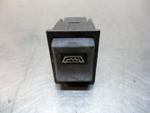 Usados Interruptor de calefactor luneta Rover Mini 1300 Sprite Precio € 15,00 Norma de margen ofrecido por Autodemontagebedrijf Otte