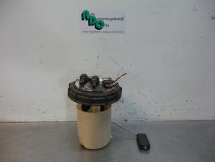 Usagé Pompe d'injection Renault Twingo (C06) 1.2 Prix € 15,00 Règlement à la marge proposé par Autodemontagebedrijf Otte