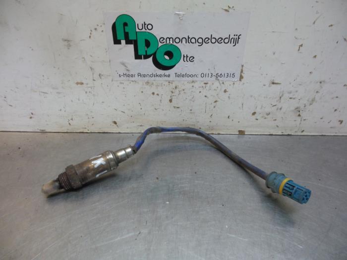 Usagé Sonde lambda Mercedes CLK (C208) 3.2 320 V6 18V Prix € 30,00 Règlement à la marge proposé par Autodemontagebedrijf Otte