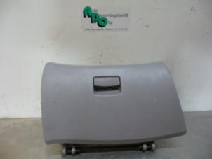 Used Glovebox Kia Picanto (BA) 1.0 12V Price € 20,00 Margin scheme offered by Autodemontagebedrijf Otte