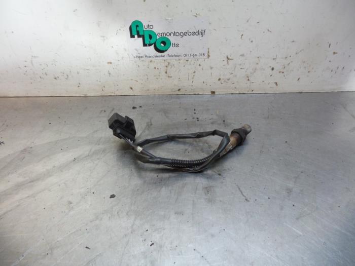 Usados Sonda Lambda Volkswagen Passat Syncro/4Motion (3B2) 2.8 30V Precio € 25,00 Norma de margen ofrecido por Autodemontagebedrijf Otte