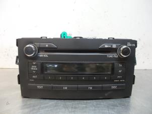 Used Radio Toyota Auris (E15) 1.6 Dual VVT-i 16V Price € 50,00 Margin scheme offered by Autodemontagebedrijf Otte