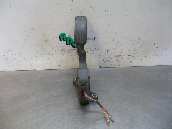 Begagnade Gaspedalsensor Toyota Auris (E15) 1.6 Dual VVT-i 16V Pris € 60,00 Marginaltabell erbjuds av Autodemontagebedrijf Otte