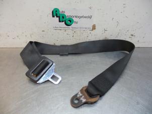 Used Rear seatbelt, centre BMW 3 serie Touring (E36/3) 318i Price € 25,00 Margin scheme offered by Autodemontagebedrijf Otte