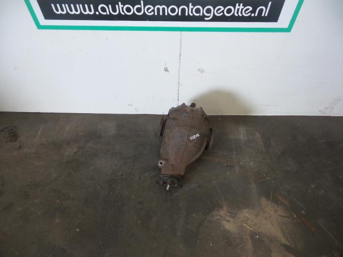 Gebrauchte Differential hinten Mercedes CLK (C209) 3.2 320 V6 18V Preis € 250,00 Margenregelung angeboten von Autodemontagebedrijf Otte