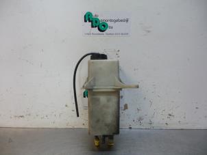 Used Power steering fluid reservoir Citroen Jumper (U9) 2.2 HDi 100 Euro 4 Price € 25,00 Margin scheme offered by Autodemontagebedrijf Otte