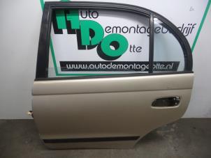 Used Rear door 4-door, left Toyota Carina E (T19) 1.6 GLi 16V Price € 100,00 Margin scheme offered by Autodemontagebedrijf Otte
