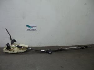 Used Gearbox mechanism Ford Mondeo IV Wagon 2.0 16V Price € 75,00 Margin scheme offered by Autodemontagebedrijf Otte
