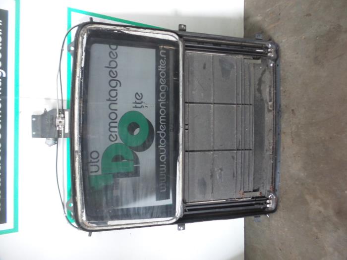Kit Réparation Toit Ouvrant Range Rover P38 - 4 Pièces Noir - Facile à Installer - Garantie 5 Ans