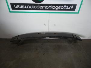 Used Front bumper frame Toyota Corolla Verso (E12) 2.0 D-4D 16V 90 Price € 25,00 Margin scheme offered by Autodemontagebedrijf Otte
