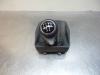 Gear stick knob from a Volkswagen Polo IV (9N1/2/3), 2001 / 2012 1.4 TDI 70, Hatchback, Diesel, 1.422cc, 51kW (69pk), FWD, BWB, 2005-10 / 2009-12, 9N3 2007