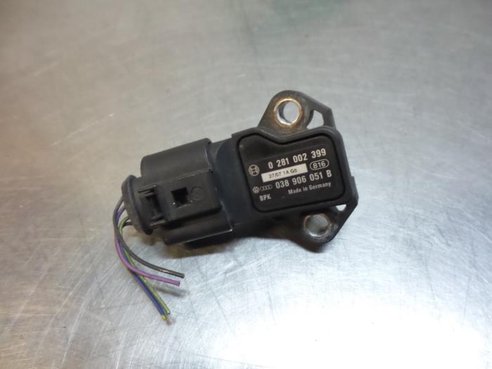 Begagnade MAP-sensor (insugsrör) Volkswagen Polo IV (9N1/2/3) 1.4 TDI 70 Pris € 10,00 Marginaltabell erbjuds av Autodemontagebedrijf Otte
