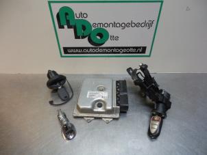 Usagé Serrure de contact + ordinateur Alfa Romeo MiTo (955) 1.3 JTDm 16V Eco Prix € 150,00 Règlement à la marge proposé par Autodemontagebedrijf Otte