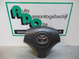 Używane Poduszka powietrzna lewa (kierownica) Toyota Corolla Verso (E12) 2.0 D-4D 16V 90 Cena € 75,00 Procedura marży oferowane przez Autodemontagebedrijf Otte