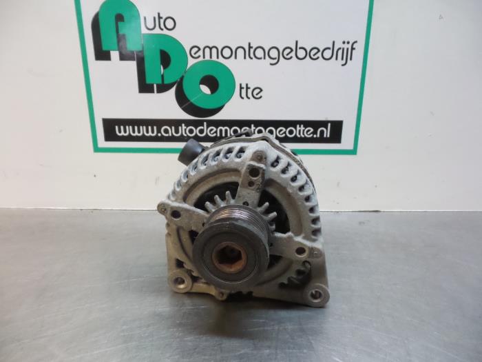 Begagnade Dynamo Ford Fiesta 6 (JA8) 1.0 EcoBoost 12V 125 Pris € 50,00 Marginaltabell erbjuds av Autodemontagebedrijf Otte