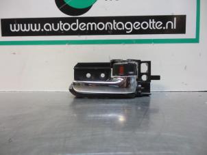 Used Front door handle 4-door, right Toyota Avensis Wagon (T25/B1E) 1.8 16V VVT-i Price € 20,00 Margin scheme offered by Autodemontagebedrijf Otte