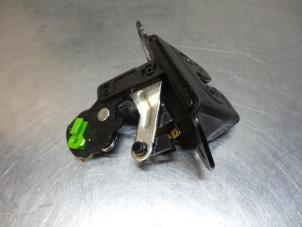 Used Tailgate lock mechanism Kia Picanto (BA) 1.0 12V Price € 25,00 Margin scheme offered by Autodemontagebedrijf Otte