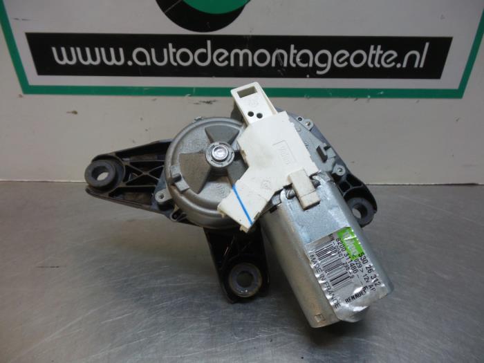 Rear wiper motor from a Renault Clio III (BR/CR) 1.2 16V 75 2010