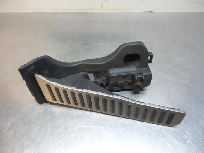 Throttle pedal position sensor Volkswagen Golf 1K1721503AD CBFA