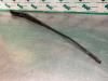 Front wiper arm from a Renault Clio III (BR/CR) 1.6 16V 2005