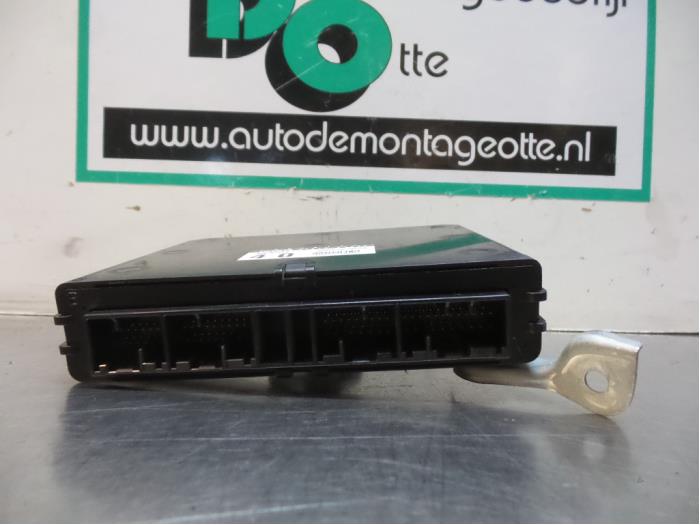 Used ABS Computer Lexus IS (E2) 200 2.0 24V Price € 20,00 Margin scheme offered by Autodemontagebedrijf Otte