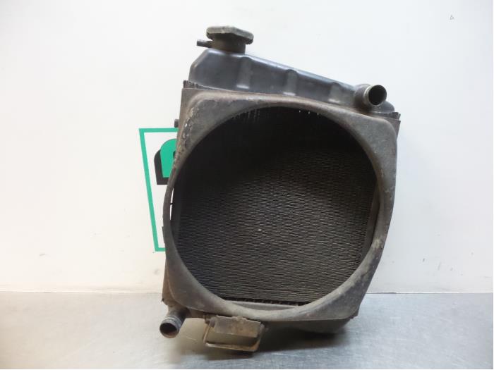 Usagé Radiateur Austin Mini Mk.II 1000 E,HLE, Mayfair, Magic Prix € 25,00 Règlement à la marge proposé par Autodemontagebedrijf Otte