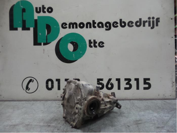 Usados Differential hinten Mercedes C Sportcoupé (C203) 1.8 C-180K 16V Precio € 200,00 Norma de margen ofrecido por Autodemontagebedrijf Otte
