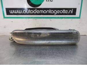 Used Fog light, front right BMW 3 serie (E46/4) 318i Price € 15,00 Margin scheme offered by Autodemontagebedrijf Otte