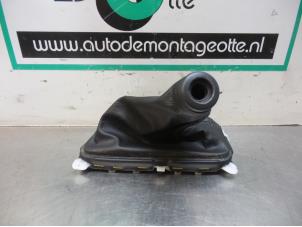 Used Gear stick cover Kia Picanto (TA) 1.0 12V Price € 15,00 Margin scheme offered by Autodemontagebedrijf Otte