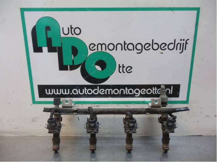 Usagé Système d'injection Opel Corsa C (F08/68) 1.2 16V Twin Port Prix € 50,00 Règlement à la marge proposé par Autodemontagebedrijf Otte