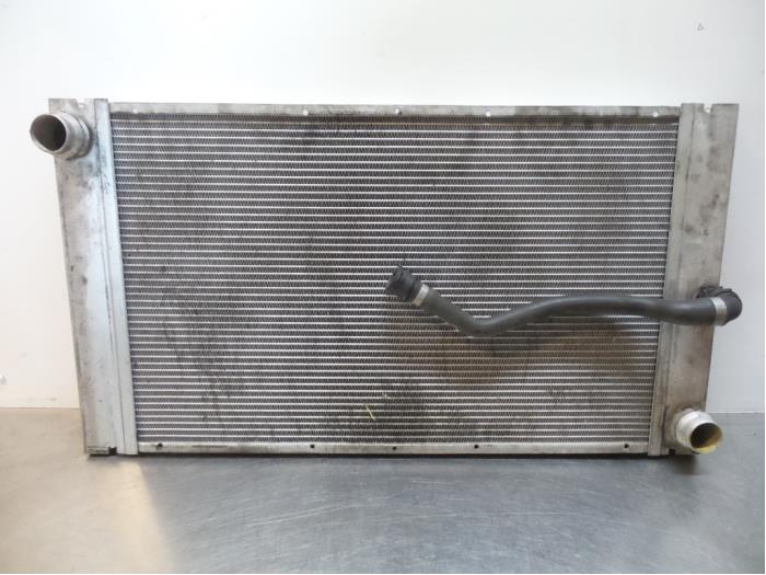 Gebrauchte Kühler BMW 7 serie (E65/E66/E67) 740d V8 32V Preis € 50,00 Margenregelung angeboten von Autodemontagebedrijf Otte