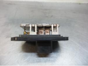 Used Heater resistor Toyota Yaris Verso (P2) 1.5 16V Price € 20,00 Margin scheme offered by Autodemontagebedrijf Otte