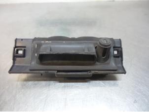 Used Tailgate handle Peugeot 206 (2A/C/H/J/S) 1.1 XN,XR Price € 10,00 Margin scheme offered by Autodemontagebedrijf Otte
