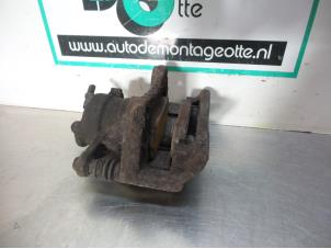 Used Front brake calliper, right Nissan Micra (K12) 1.2 16V Price € 15,00 Margin scheme offered by Autodemontagebedrijf Otte