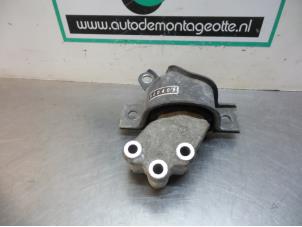 Used Engine mount Fiat Panda (169) 1.1 Fire Price € 25,00 Margin scheme offered by Autodemontagebedrijf Otte