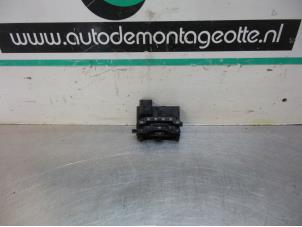 Used Steering box sensor Volkswagen Golf V (1K1) 1.6 Price € 15,00 Margin scheme offered by Autodemontagebedrijf Otte