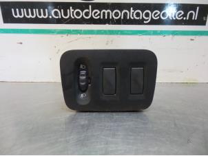 Used AIH headlight switch Opel Movano 2.3 CDTi 16V FWD Price € 10,00 Margin scheme offered by Autodemontagebedrijf Otte