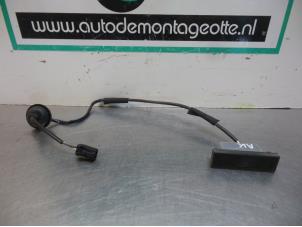 Used Tailgate switch Hyundai iX20 (JC) 1.4i 16V Price € 40,00 Margin scheme offered by Autodemontagebedrijf Otte