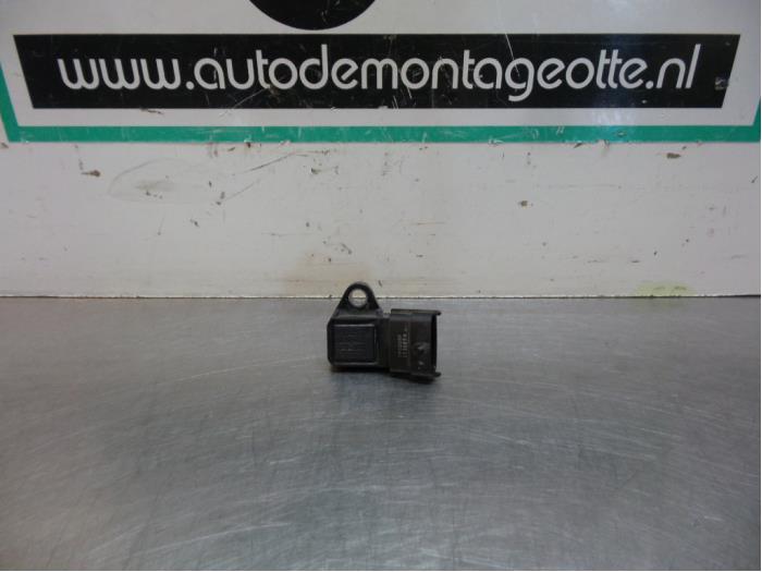 Begagnade MAP-sensor (insugsrör) Hyundai iX20 (JC) 1.4i 16V Pris € 15,00 Marginaltabell erbjuds av Autodemontagebedrijf Otte