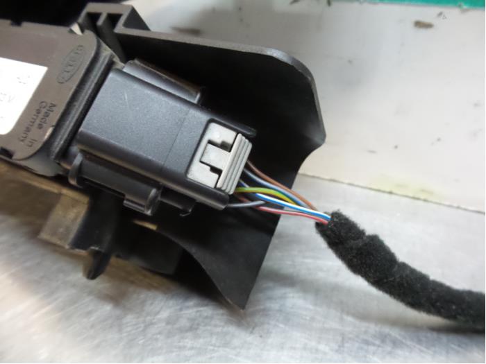 Throttle pedal position sensor Volkswagen Golf Plus 1K1721503M BKC