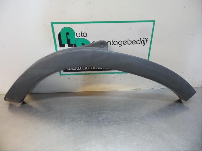 Wheel arch trim