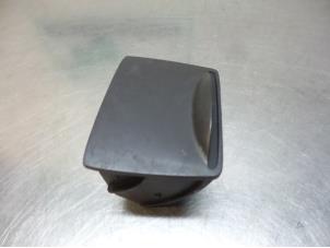 Jaguar X-Type Aschenbecher hinten Vorrat | ProxyParts.de