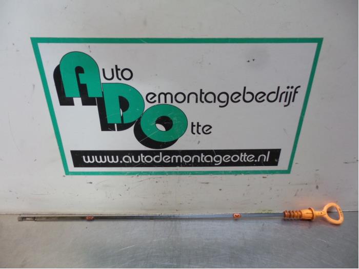 Gebrauchte Ölmessstab Volkswagen Golf IV Variant (1J5) 2.0 Preis € 10,00 Margenregelung angeboten von Autodemontagebedrijf Otte