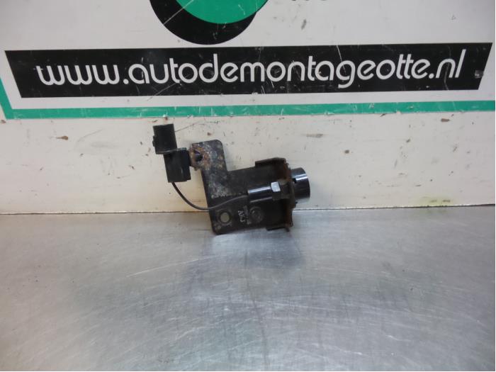 Begagnade Larmsensor Kia Sportage (JE) 2.0 CVVT 16V 4x2 Pris € 15,00 Marginaltabell erbjuds av Autodemontagebedrijf Otte