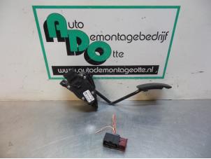 Used Throttle pedal position sensor Opel Agila (A) 1.2 16V Price € 20,00 Margin scheme offered by Autodemontagebedrijf Otte