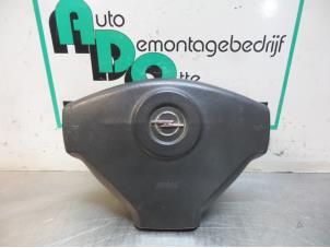 Used Left airbag (steering wheel) Opel Vivaro 1.9 DI Price € 25,00 Margin scheme offered by Autodemontagebedrijf Otte