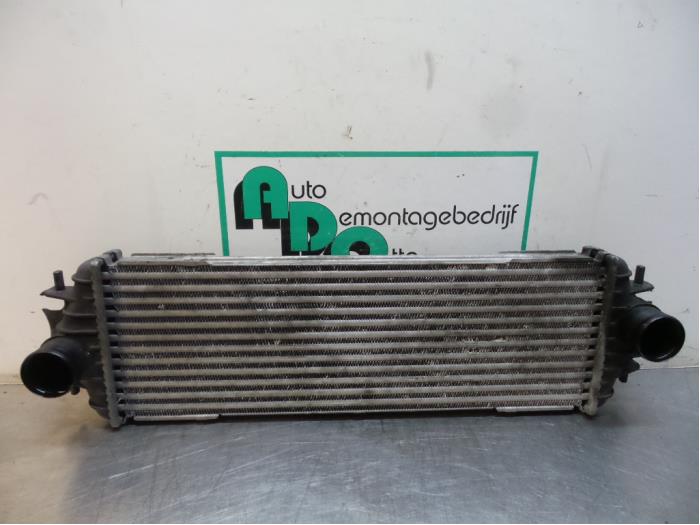 Usados Intercooler Opel Vivaro 1.9 DI Precio € 25,00 Norma de margen ofrecido por Autodemontagebedrijf Otte