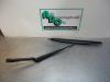 Toyota Avensis (T22) 1.8 16V Front wiper arm